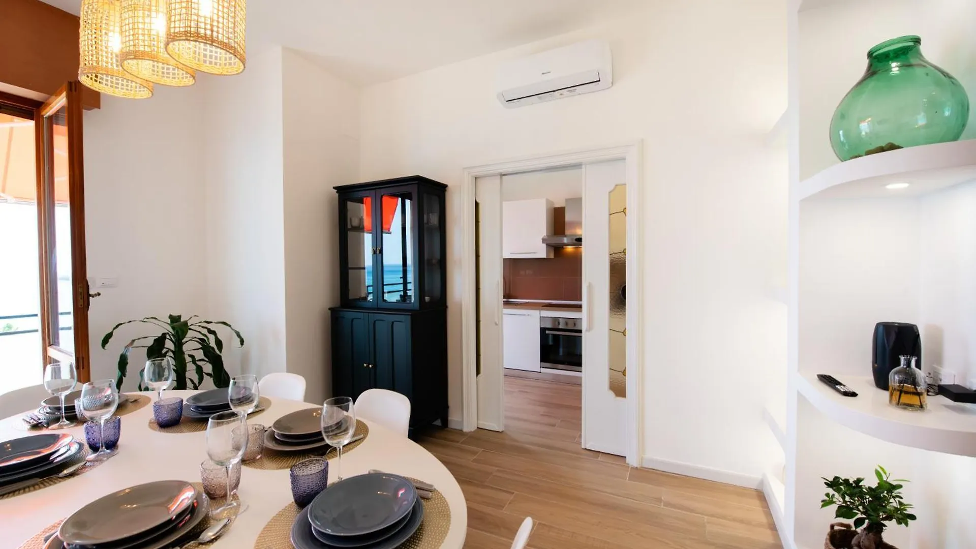You And The Sea Savona Apartment