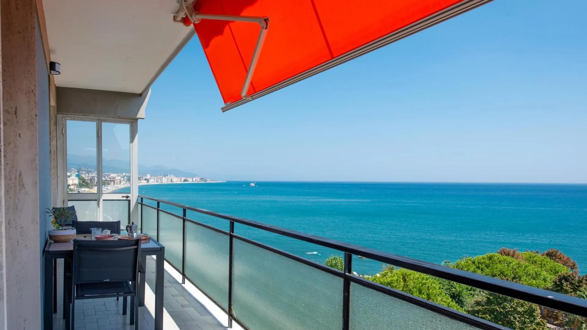 You And The Sea Savona