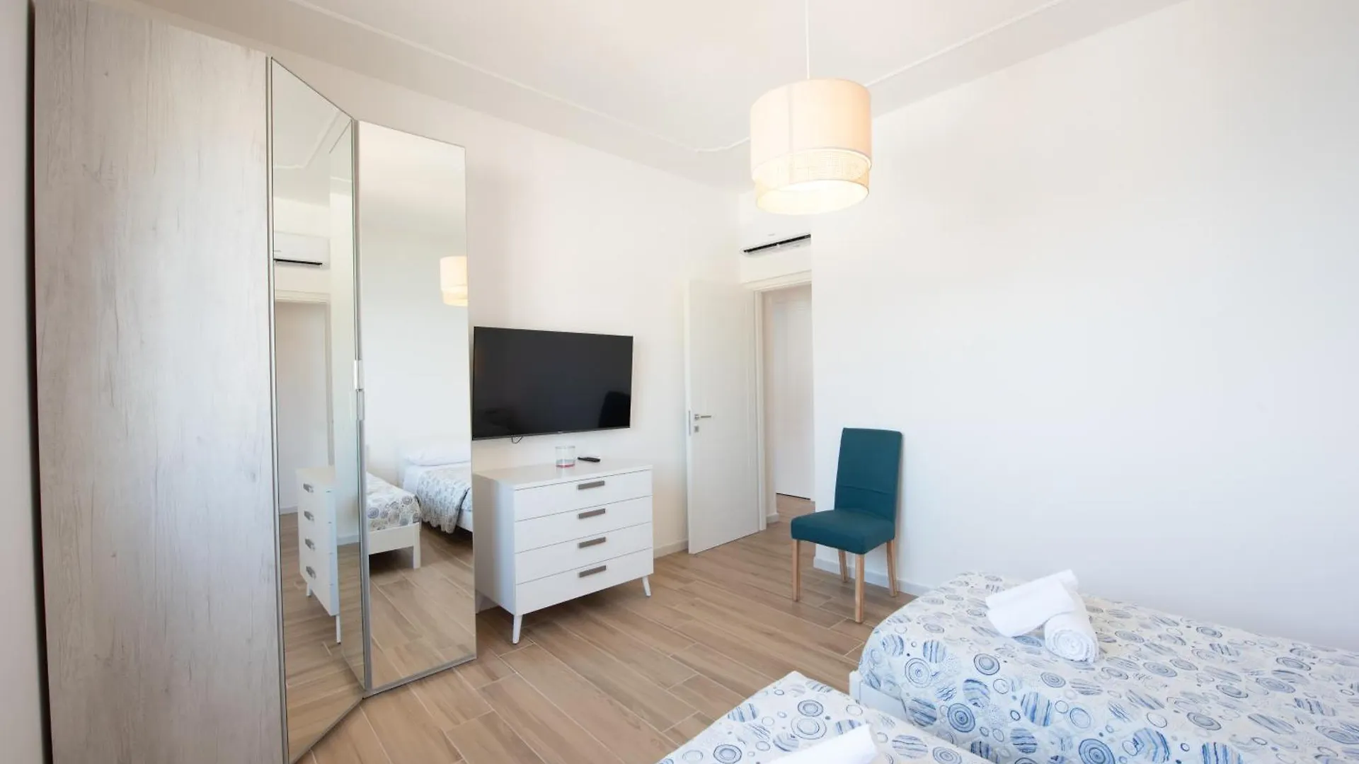 You And The Sea Savona Apartment