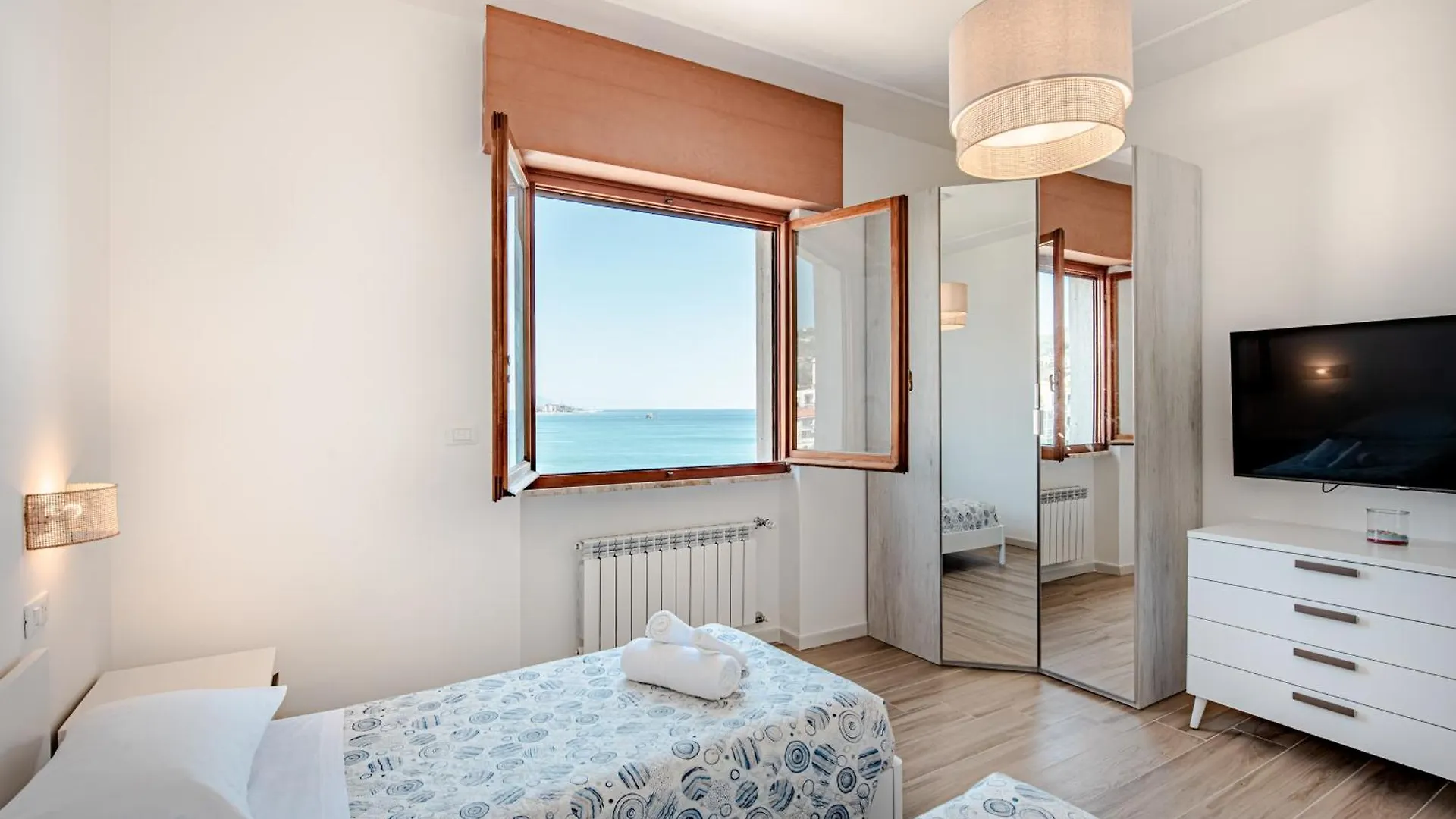 Apartment You And The Sea Savona